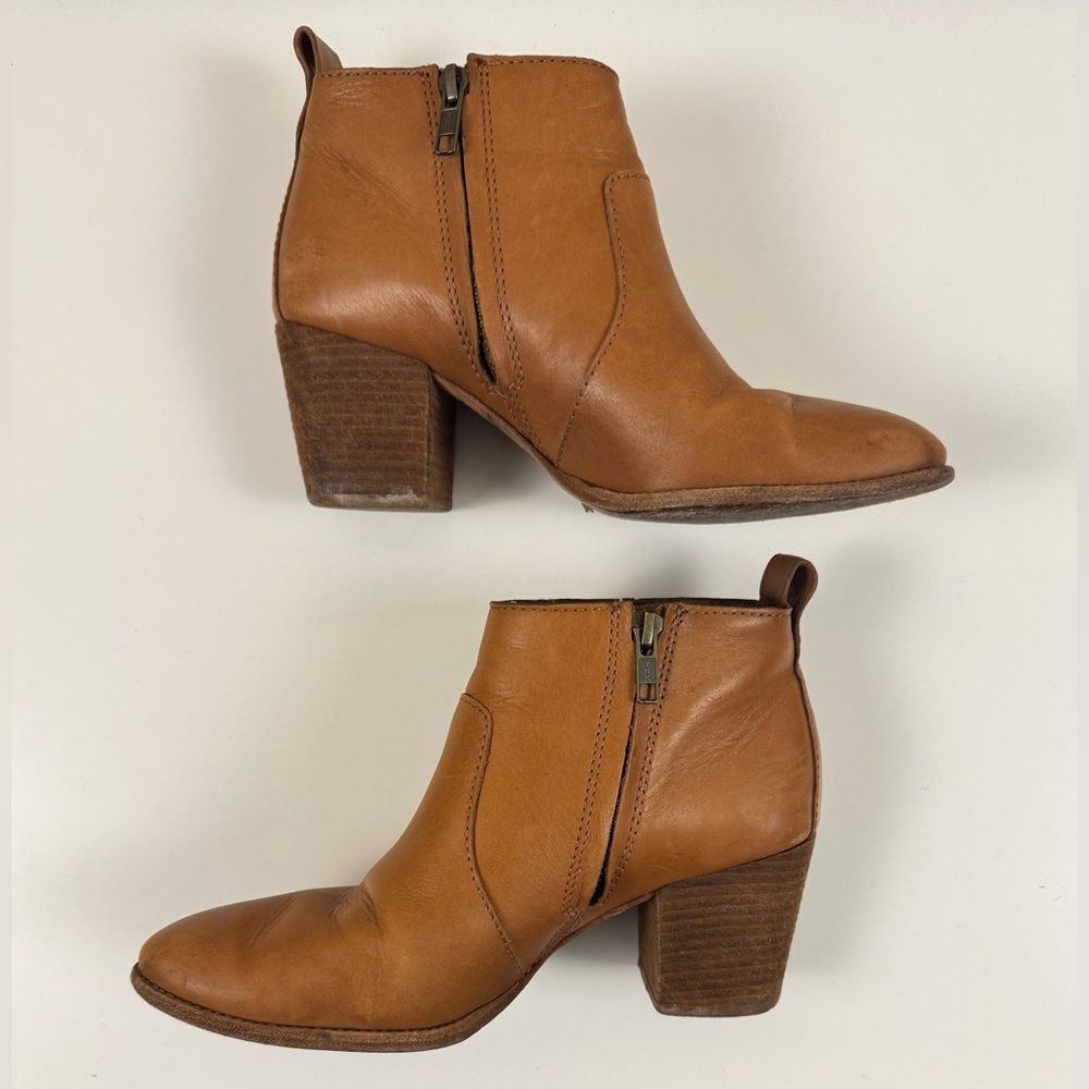 Madewell Brenner Genuine Leather Booties - Picture 3 of 7